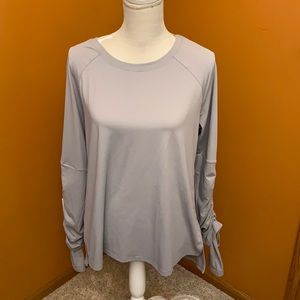 Fabletics detailed top  fancy sleeves size XXL